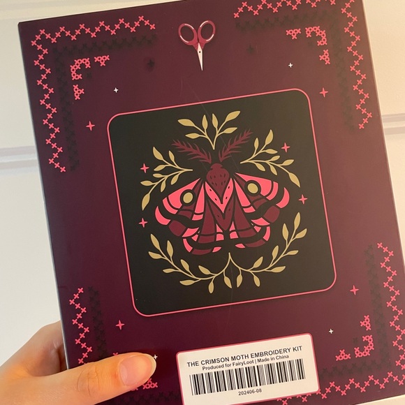 🛑SOLD🛑 3/$25 FairyLoot Embroidery Kit - Picture 2 of 4